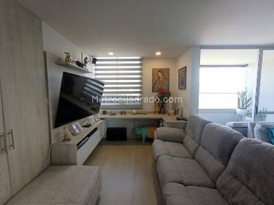 Apartamento en venta en Alto De Las Flores, Sabaneta · foto 2 de 20