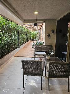 Apartamento de 3 alcobas en venta en Loma De Los Bernal, Medellín, 105 m² · foto 4 de 7