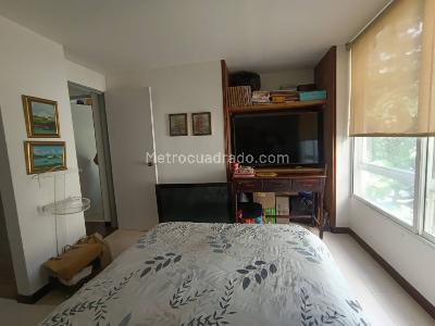 Apartamento en venta en La Aguacatala, Medellín · foto 11 de 16