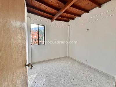Apartamento en venta en Villa Hermosa, Medellín · foto 13 de 20
