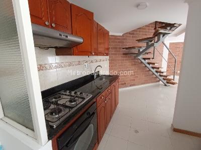 Apartamento de 3 alcobas en venta en Loma Del Indio, Medellín, 110 m² · foto 11 de 20