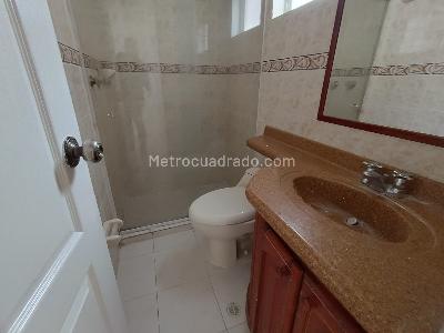 Apartamento de 3 alcobas en venta en Loma Del Indio, Medellín, 110 m² · foto 15 de 20