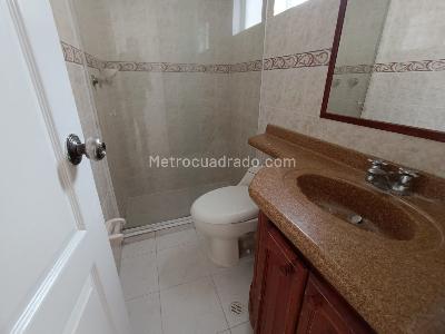 Apartamento de 3 alcobas en venta en Loma Del Indio, Medellín, 110 m² · foto 16 de 20