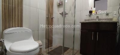 Apartamento de 2 alcobas en venta en Villa Hermosa, Medellín, 166 m² · foto 14 de 20