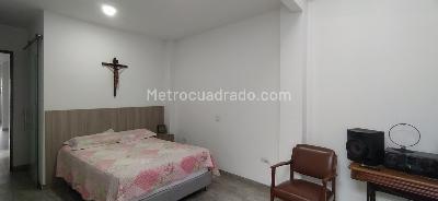 Apartamento de 2 alcobas en venta en Villa Hermosa, Medellín, 166 m² · foto 15 de 20