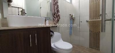 Apartamento de 2 alcobas en venta en Villa Hermosa, Medellín, 166 m² · foto 17 de 20