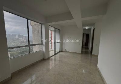 Apartamento de 3 alcobas en venta en Las Lomitas, Sabaneta, 66 m² · foto 6 de 14