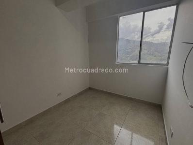 Apartamento de 3 alcobas en venta en Las Lomitas, Sabaneta, 66 m² · foto 8 de 14