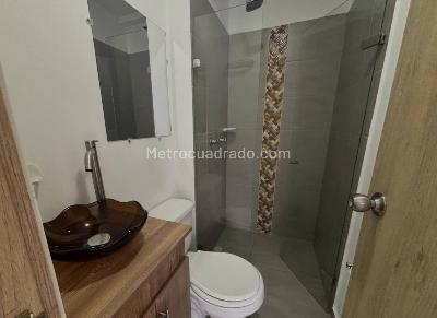 Apartamento de 3 alcobas en venta en Las Lomitas, Sabaneta, 66 m² · foto 11 de 14