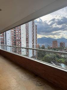 Apartamento en arriendo en Los Balsos, Medellín · foto 9 de 20