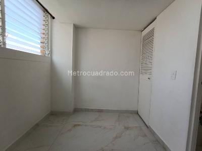 Apartamento de 3 alcobas en arriendo en Loma De Los Parra, Medellín, 150 m² · foto 15 de 20