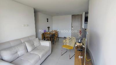 Apartamento de 3 alcobas en venta en Los Alcazares, Sabaneta, 70 m² · foto 13 de 20