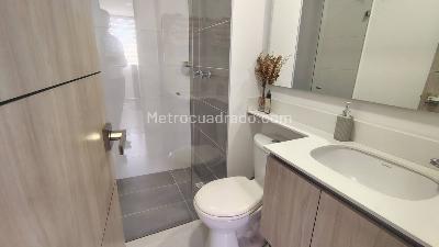 Apartamento de 3 alcobas en venta en Los Alcazares, Sabaneta, 70 m² · foto 8 de 20