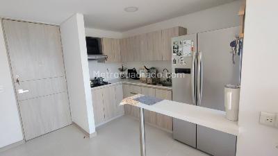 Apartamento de 3 alcobas en venta en Los Alcazares, Sabaneta, 70 m² · foto 9 de 20