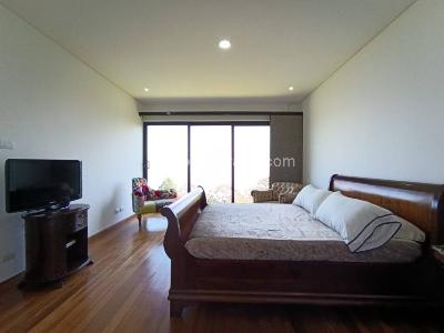 Casa de 4 alcobas en venta en Las Palmas, Medellín · foto 11 de 20