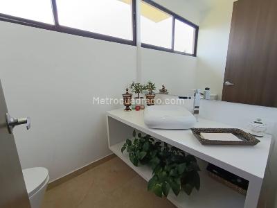Casa de 4 alcobas en venta en Las Palmas, Medellín · foto 12 de 20