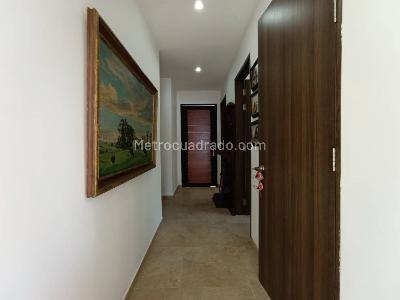 Casa de 4 alcobas en venta en Las Palmas, Medellín · foto 13 de 20