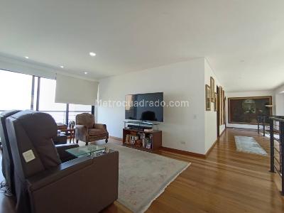 Casa de 4 alcobas en venta en Las Palmas, Medellín · foto 4 de 20