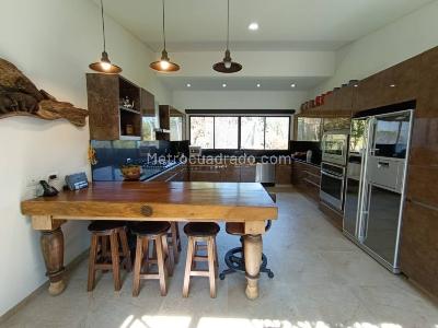 Casa de 4 alcobas en venta en Las Palmas, Medellín · foto 5 de 20