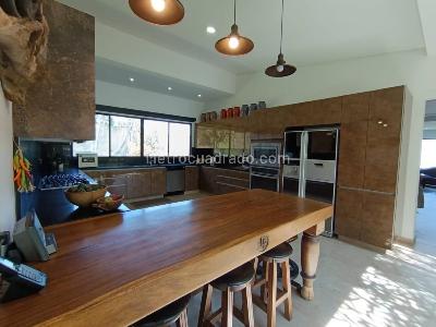 Casa de 4 alcobas en venta en Las Palmas, Medellín · foto 8 de 20
