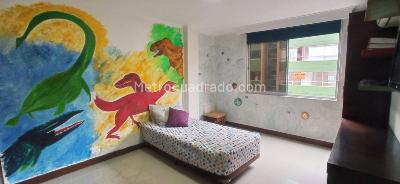 Apartamento de 3 alcobas en venta en Laureles, Medellín, 174 m² · foto 13 de 20