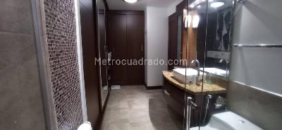 Apartamento de 3 alcobas en venta en Laureles, Medellín, 174 m² · foto 18 de 20