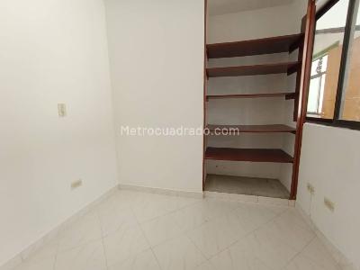 Apartamento en venta en San Jose, Itagüí · foto 14 de 17