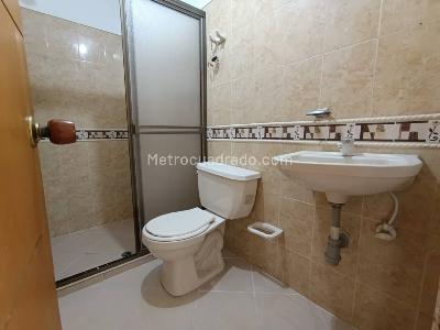 Apartamento en venta en San Jose, Itagüí · foto 9 de 17