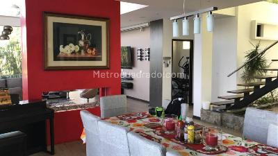 Casa de 5 alcobas en venta en Loma Del Chocho, Envigado · foto 17 de 20
