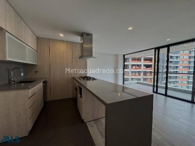 Apartamento en venta en Altos Del Poblado, Medellín · foto 12 de 20