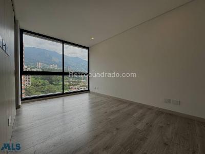 Apartamento en venta en Altos Del Poblado, Medellín · foto 14 de 20