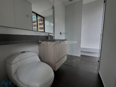 Apartamento en venta en Altos Del Poblado, Medellín · foto 15 de 20