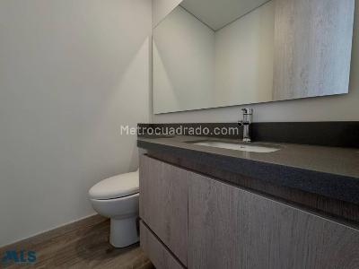 Apartamento en venta en Altos Del Poblado, Medellín · foto 18 de 20