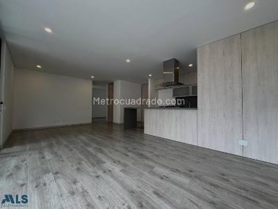 Apartamento en venta en Altos Del Poblado, Medellín · foto 4 de 20