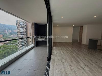 Apartamento en venta en Altos Del Poblado, Medellín · foto 6 de 20