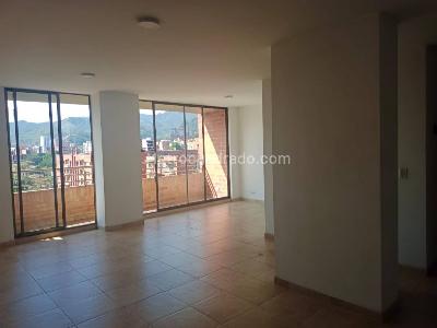 Apartamento de 3 alcobas en arriendo en Laureles, Medellín, 120 m² · foto 2 de 20