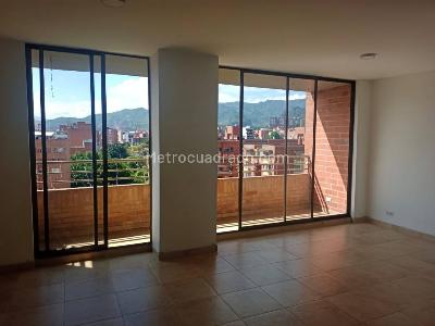 Apartamento de 3 alcobas en arriendo en Laureles, Medellín, 120 m² · foto 7 de 20
