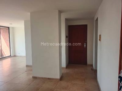 Apartamento de 3 alcobas en arriendo en Laureles, Medellín, 120 m² · foto 10 de 20