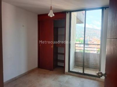 Apartamento de 3 alcobas en arriendo en Laureles, Medellín, 120 m² · foto 13 de 20