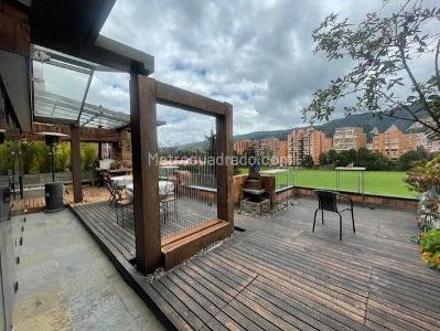 Apartamento en venta en La Carolina, Bogotá · foto 2 de 20