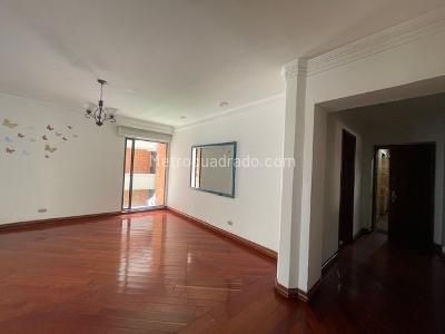 Apartamento de 3 alcobas en venta en La Carolina, Bogotá, 150 m² · foto 7 de 20