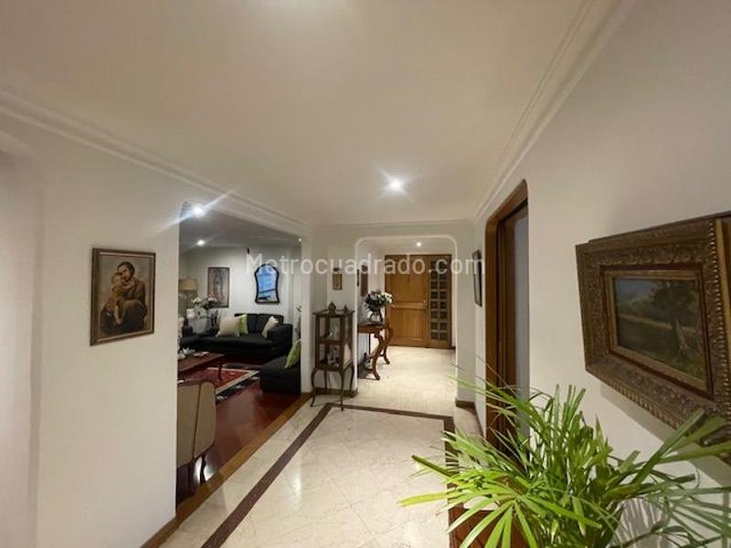 Apartamento en Arriendo, LA CAROLINA SANTA BARBARA, Bogotá D.C.