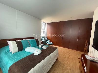 Apartamento de 2 alcobas en venta en Santa Barbara Central, Bogotá, 90 m² · foto 10 de 20