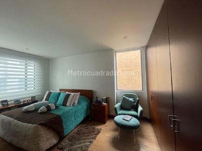 Apartamento de 2 alcobas en venta en Santa Barbara Central, Bogotá, 90 m² · foto 11 de 20