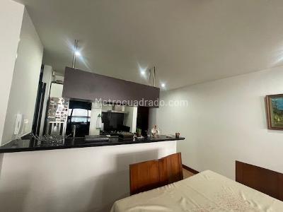 Apartamento de 2 alcobas en venta en Santa Barbara Central, Bogotá, 90 m² · foto 15 de 20