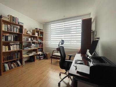 Apartamento de 2 alcobas en venta en Santa Barbara Central, Bogotá, 90 m² · foto 8 de 20