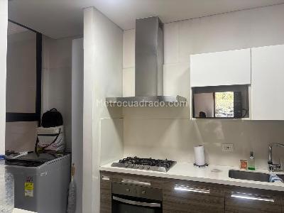 Apartamento de 2 alcobas en arriendo en La Carolina, Bogotá, 120 m² · foto 2 de 20