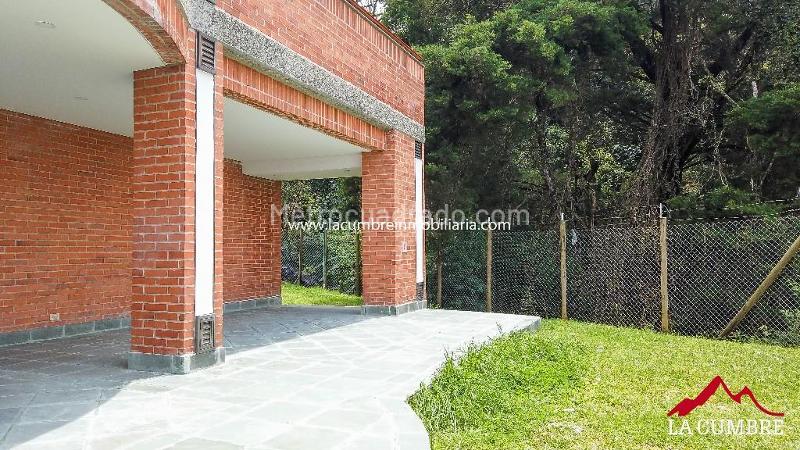 Casa Campestre Hermosa de 4 Alcobas en El Poblado La Calera - 5