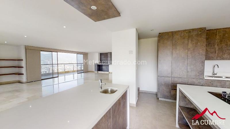 3BR Apartment for Rent in El Poblado (El Campestre) - 8