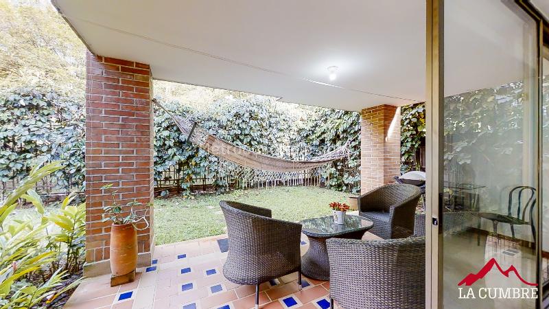 Casa Encantadora de 4 Alcobas en El Poblado La Calera - 2